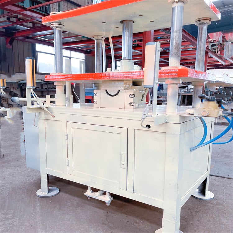 Hydraulic tile press machine