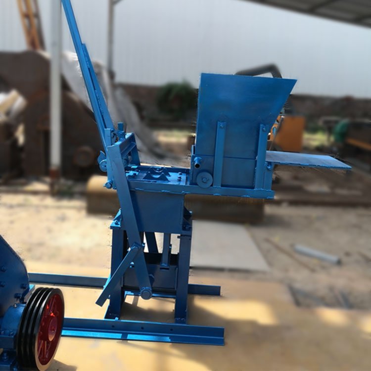 Hand press brick machine