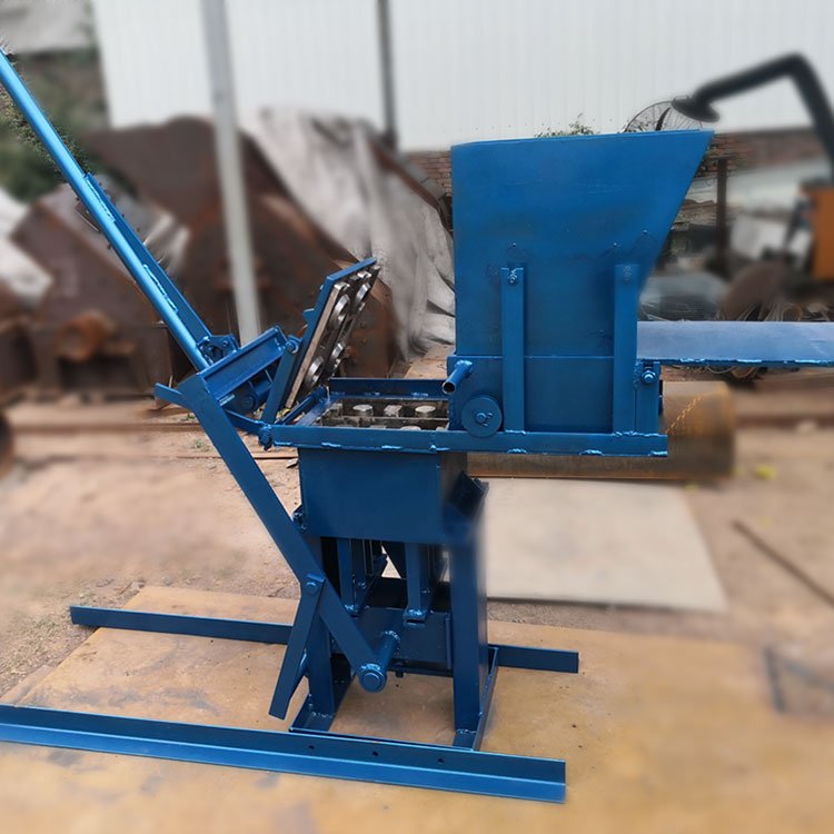 Hand press brick maker